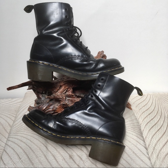 SOLD Dr Martens Clemency lace-up combat boots mens - Picture 2 of 5